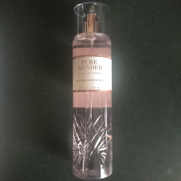 Bath & Body Works Pure Wonder Fine Fragrance Mist New 8 fl oz/236 ml - Picture 2 of 10